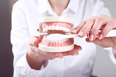 Riverdale Dental Arts | Extractions, TMJ Disorders and Implant Dentistry